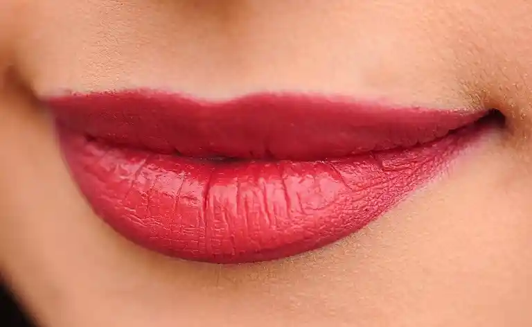 How To Get Heart Shaped Lips-Tastefullspace